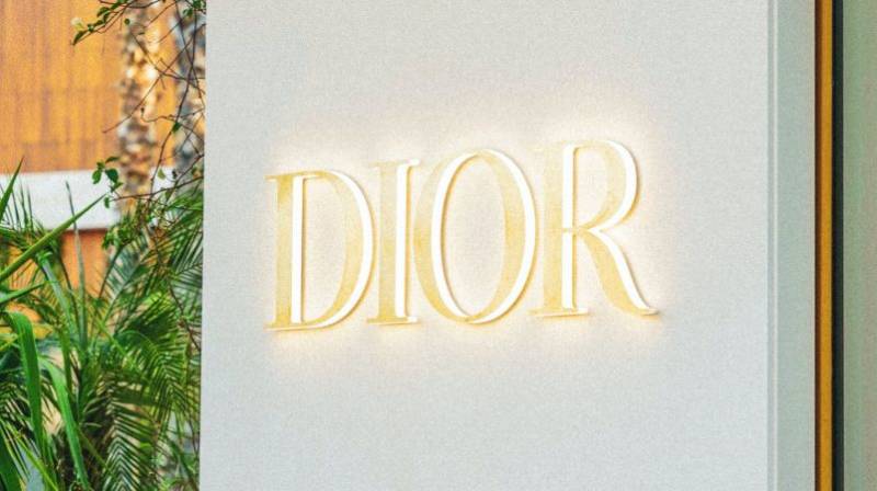 Dior,ゴマージュ,炎上,とは,ばらまき